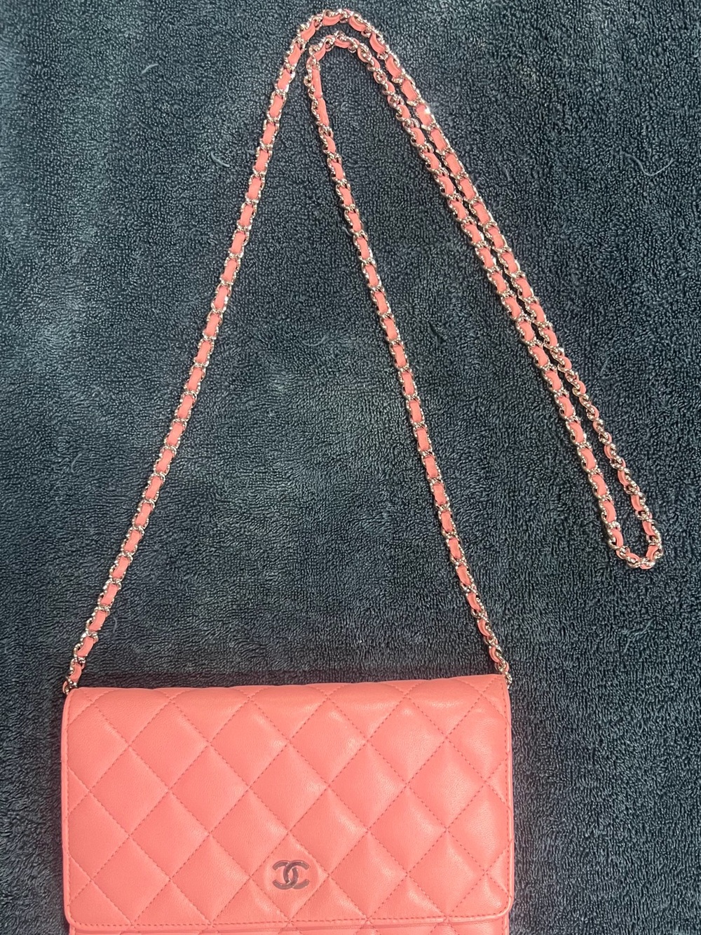 CHANEL Pink Quilted Leather Wallet-On-Chain with Chain Strap - Picture 2 of 11
